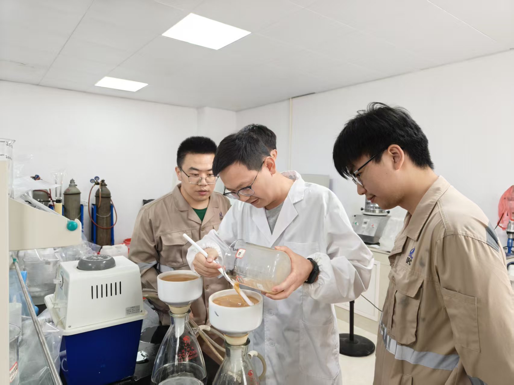 �����ҵ������·����&ldquo;�&rdquo;�뻨����̫�����Ź����ҵ�з���90�󹤳�ʦ����